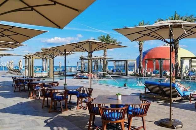הוליווד Stay At The Top With Amazing Views By Rent4Us מראה חיצוני תמונה