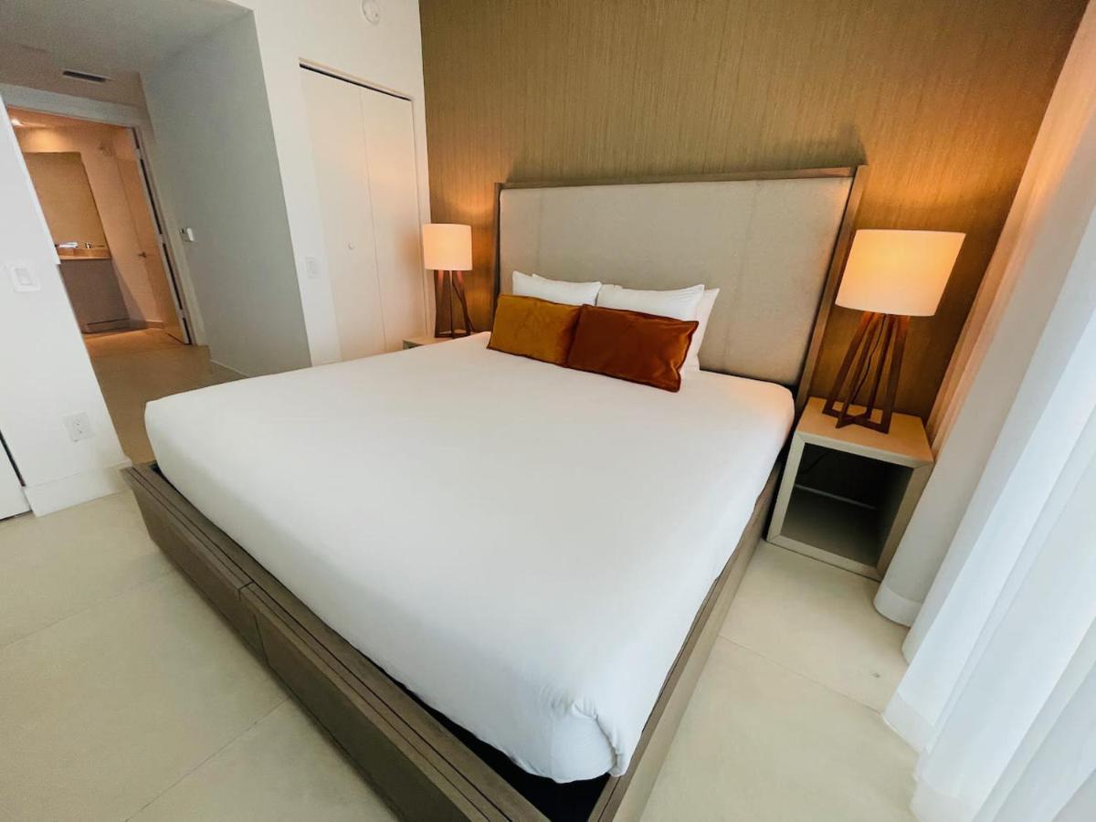 הוליווד Stay At The Top With Amazing Views By Rent4Us מראה חיצוני תמונה
