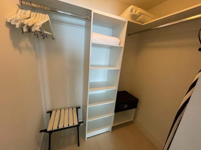 הוליווד Stay At The Top With Amazing Views By Rent4Us מראה חיצוני תמונה