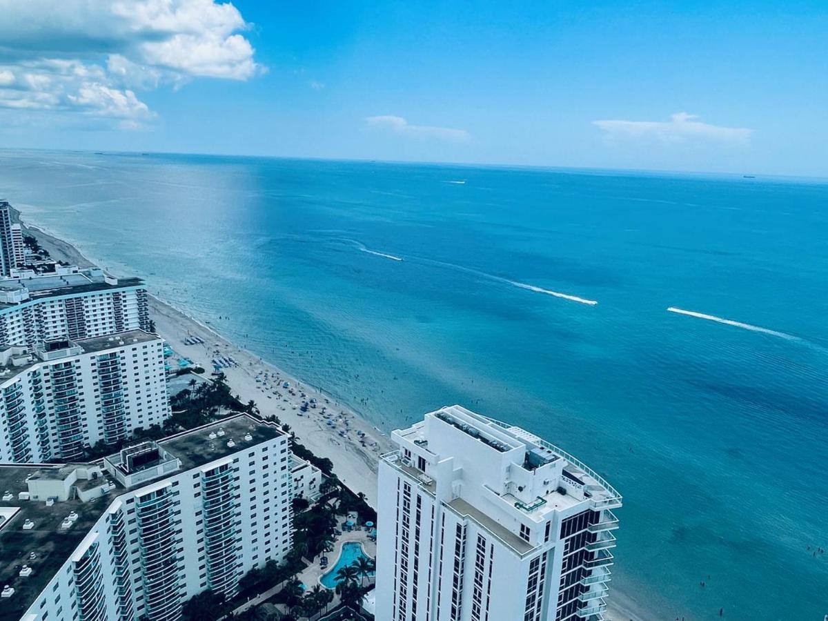הוליווד Stay At The Top With Amazing Views By Rent4Us מראה חיצוני תמונה