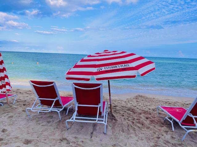 הוליווד Stay At The Top With Amazing Views By Rent4Us מראה חיצוני תמונה